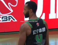 半岛体育-利昂逼平排名第一，巴黎圣日耳曼难获胜利