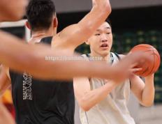 半岛体育-广东宏远遭遇失败，输掉关键战