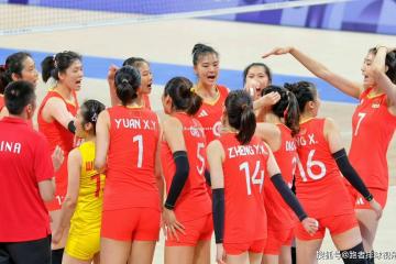 半岛体育-中国女排夺取第五连胜，晋级八强