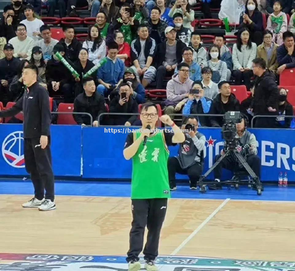 半岛体育-孔蒂达原地出手瞭望，山东男篮击败天津队夺胜